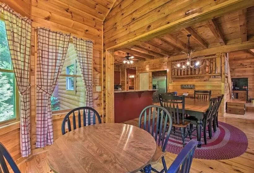 Charming Lake Hartwell Retreat W/ Gas Grill