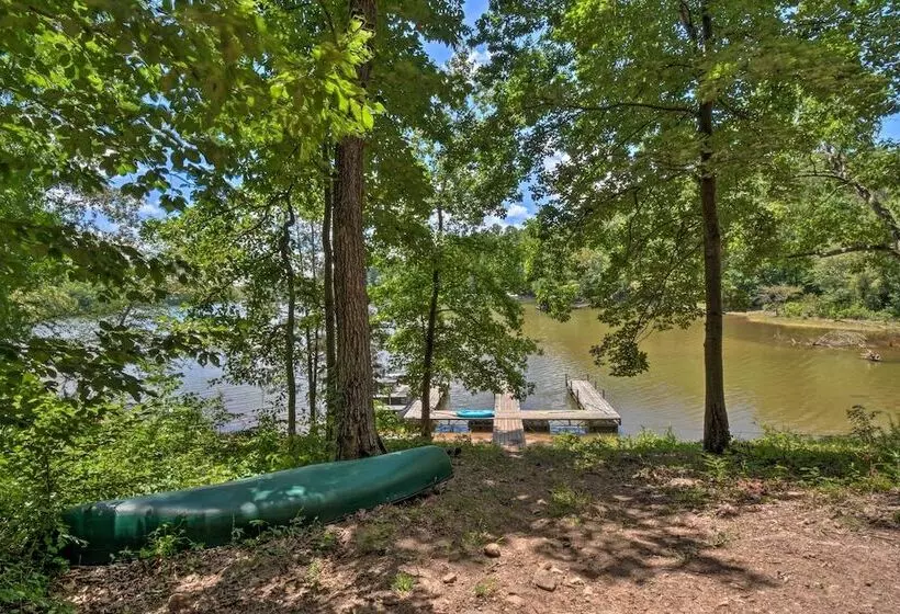 Charming Lake Hartwell Retreat W/ Gas Grill