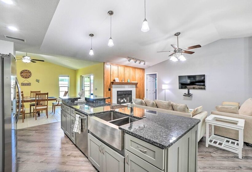 Clearwater Family Home W/ Private Hot Tub!