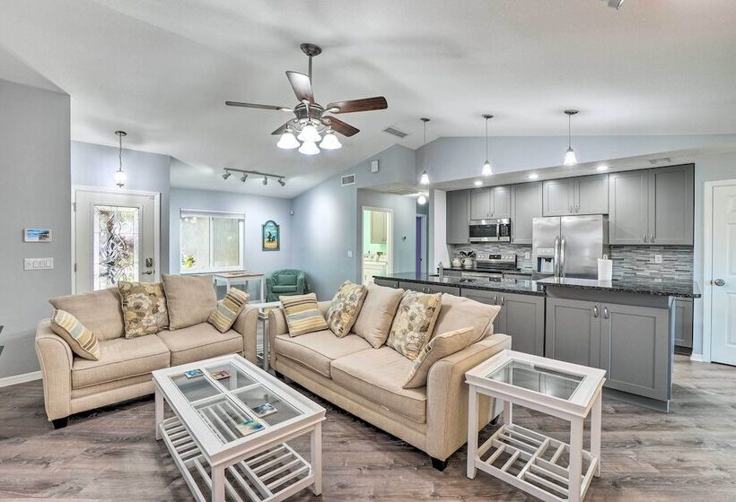 Clearwater Family Home W/ Private Hot Tub!