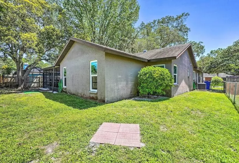 Clearwater Family Home W/ Private Hot Tub!