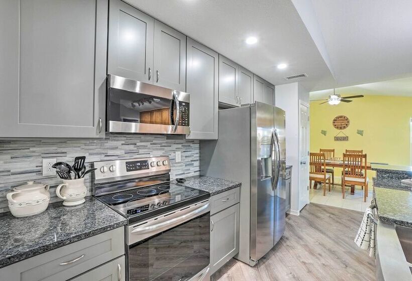 Clearwater Family Home W/ Private Hot Tub!