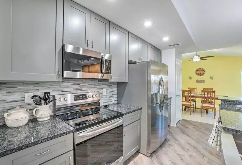 Clearwater Family Home W/ Private Hot Tub!