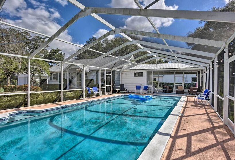 Cottage W/ Private Pool   Walk To Lake Wales!