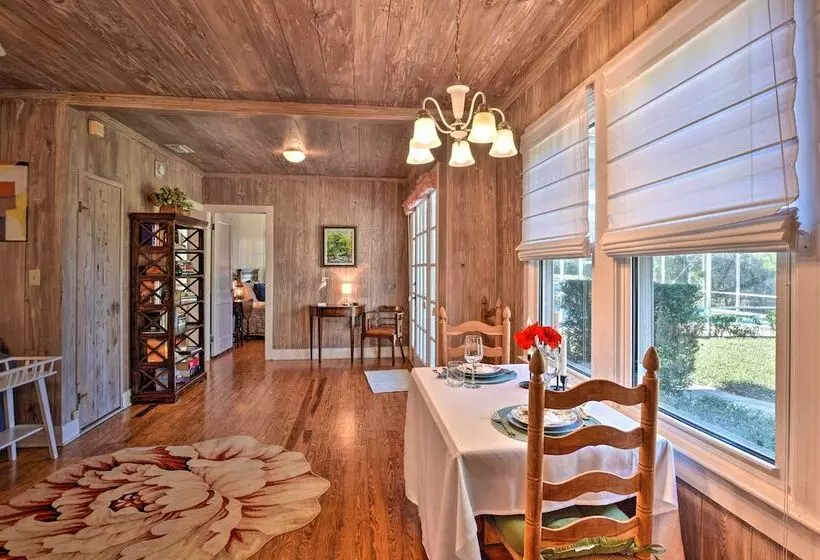 Cottage W/ Private Pool   Walk To Lake Wales!