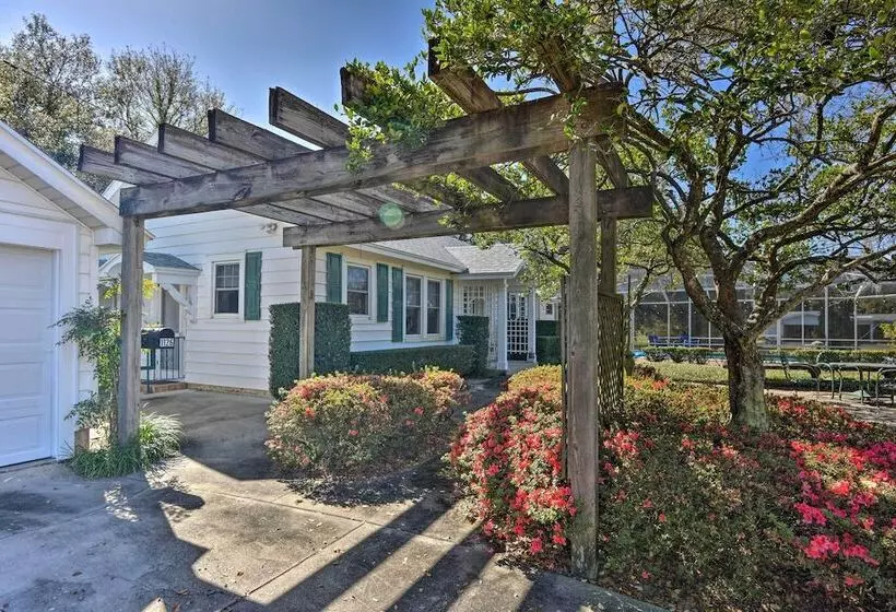 Cottage W/ Private Pool   Walk To Lake Wales!