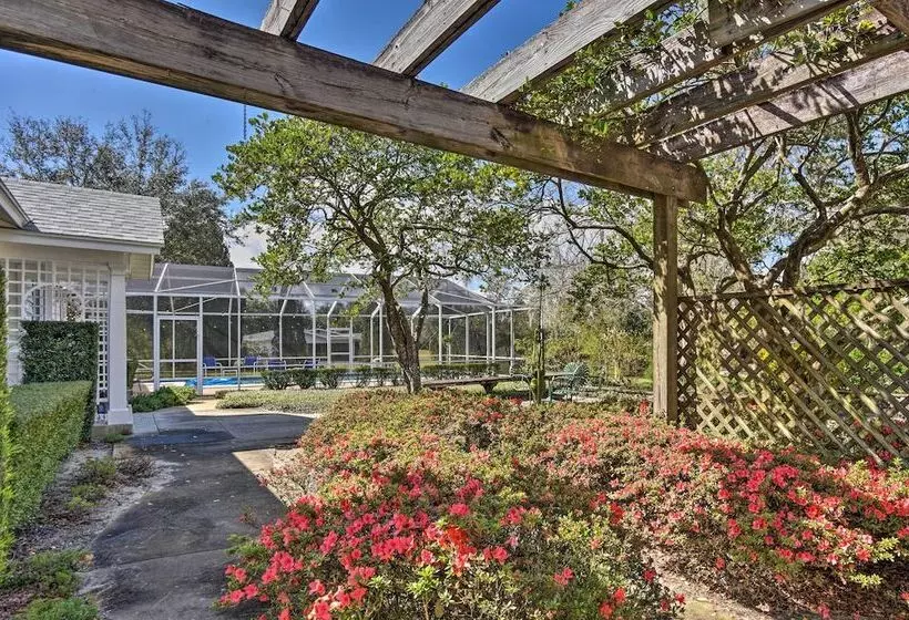 Cottage W/ Private Pool   Walk To Lake Wales!