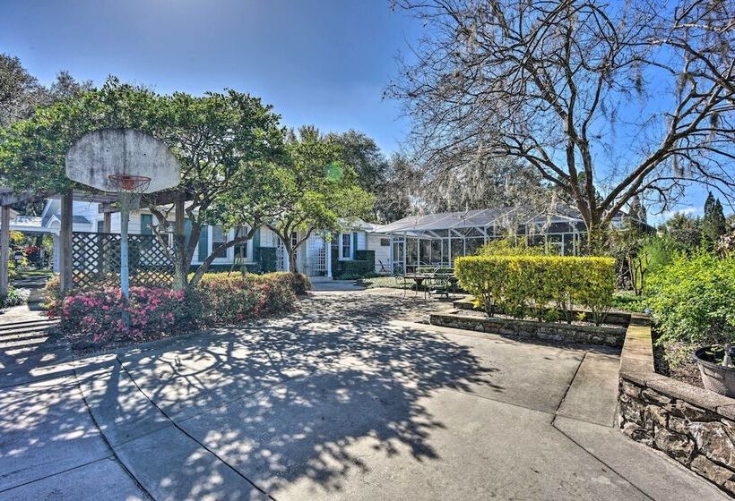 Cottage W/ Private Pool   Walk To Lake Wales!