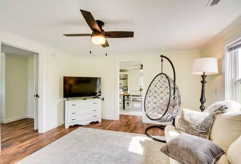 Cozy Fair Play Home W/ Deck 4 Mi To Lake Hartwell!