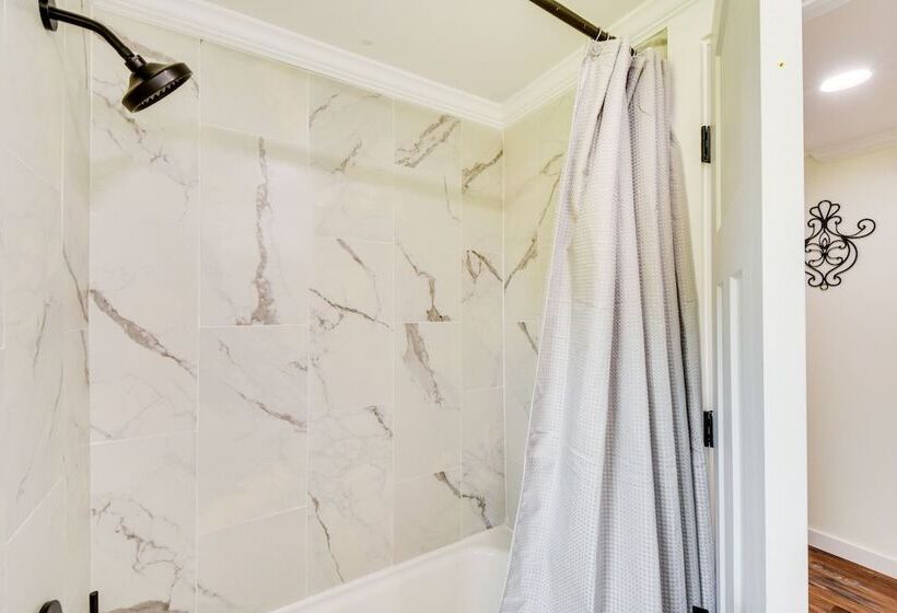 Cozy Fair Play Home W/ Deck 4 Mi To Lake Hartwell!