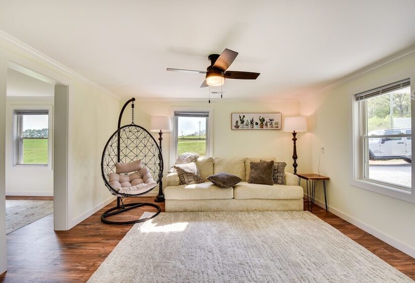 Cozy Fair Play Home W/ Deck 4 Mi To Lake Hartwell!