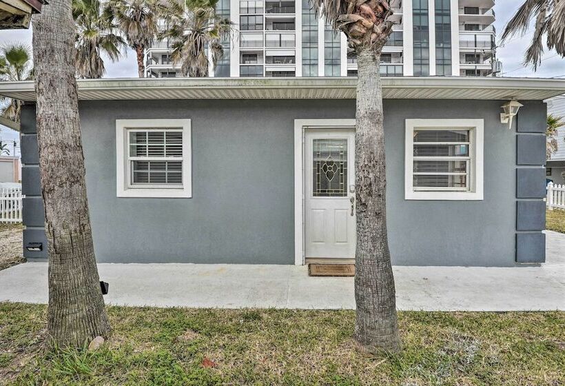 Cozy Ormond Beach Bungalow: Steps To The Sand