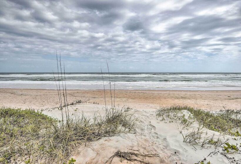Cozy Ormond Beach Bungalow: Steps To The Sand