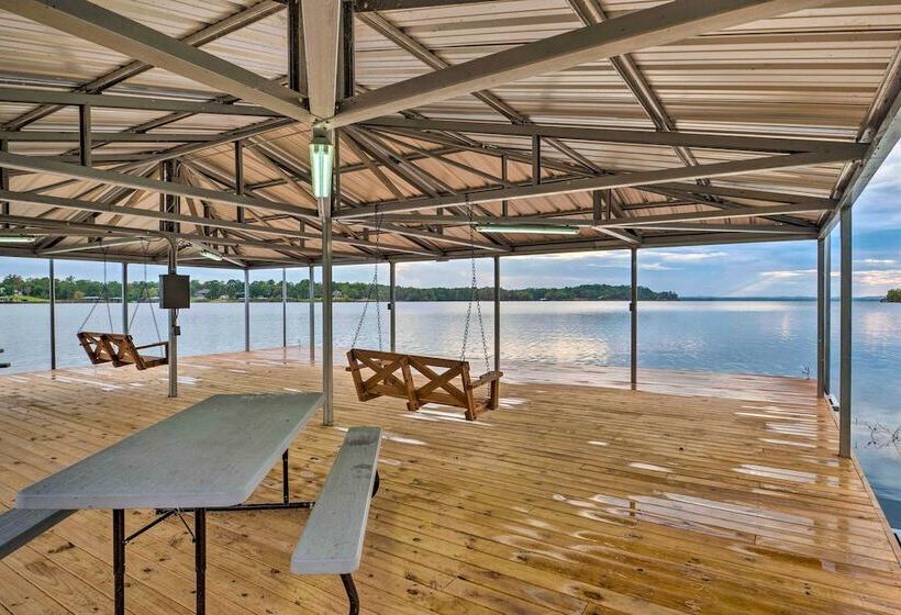 Cypress Point  Spacious Home: Pier & Boat Launch!