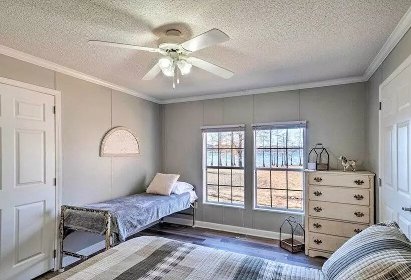 Cypress Point  Spacious Home: Pier & Boat Launch!