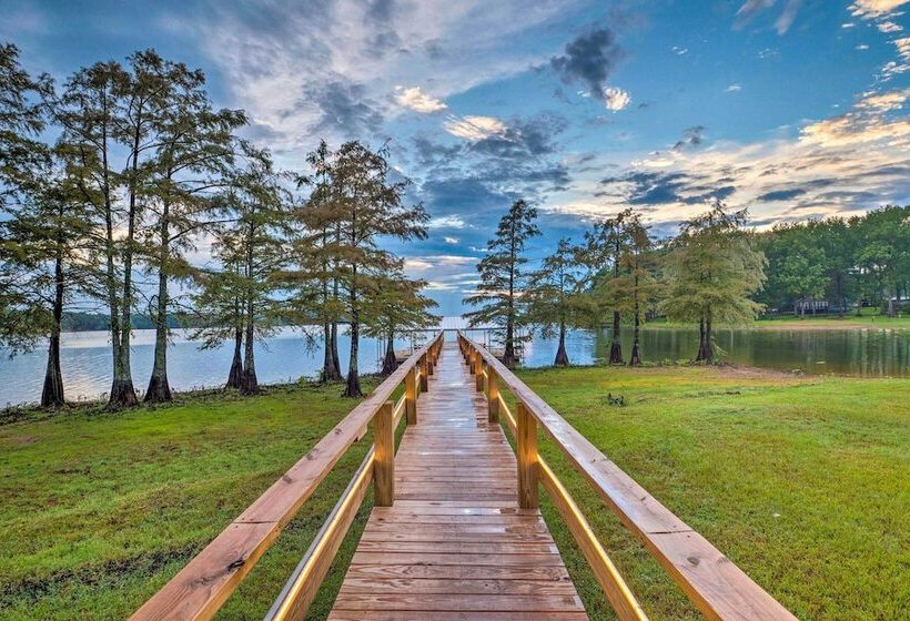 Cypress Point  Spacious Home: Pier & Boat Launch!