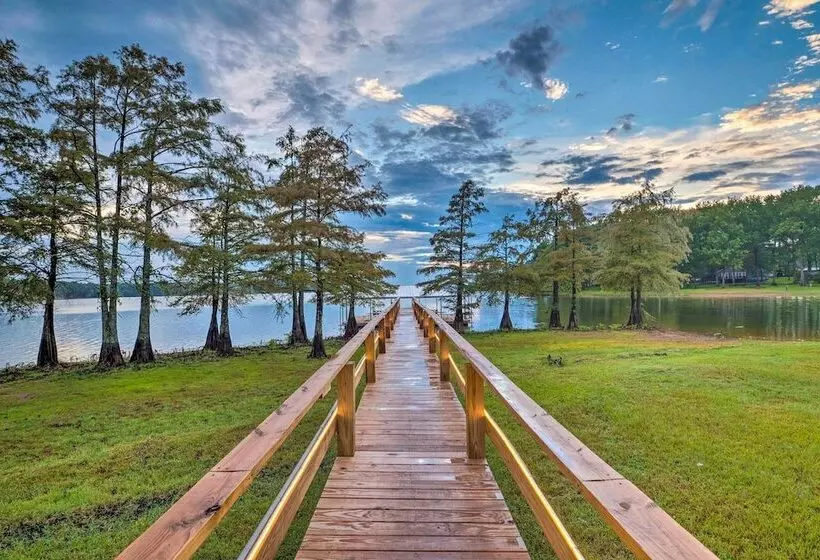 Cypress Point  Spacious Home: Pier & Boat Launch!