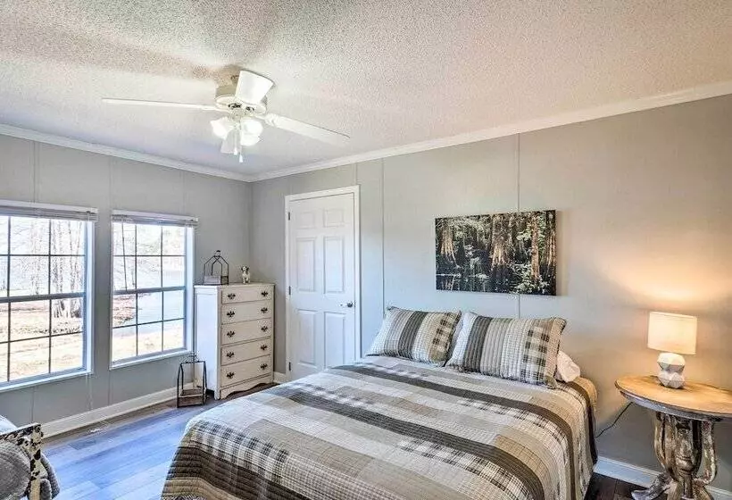 Cypress Point  Spacious Home: Pier & Boat Launch!