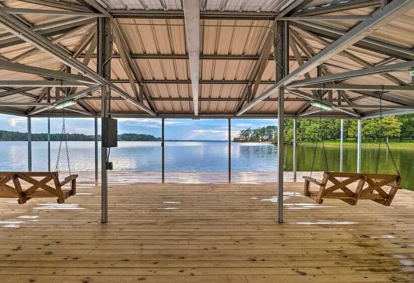 Cypress Point  Spacious Home: Pier & Boat Launch!