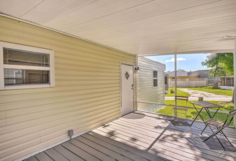 Daytona Beach Home < 4 Mi To Daytona Speedway!