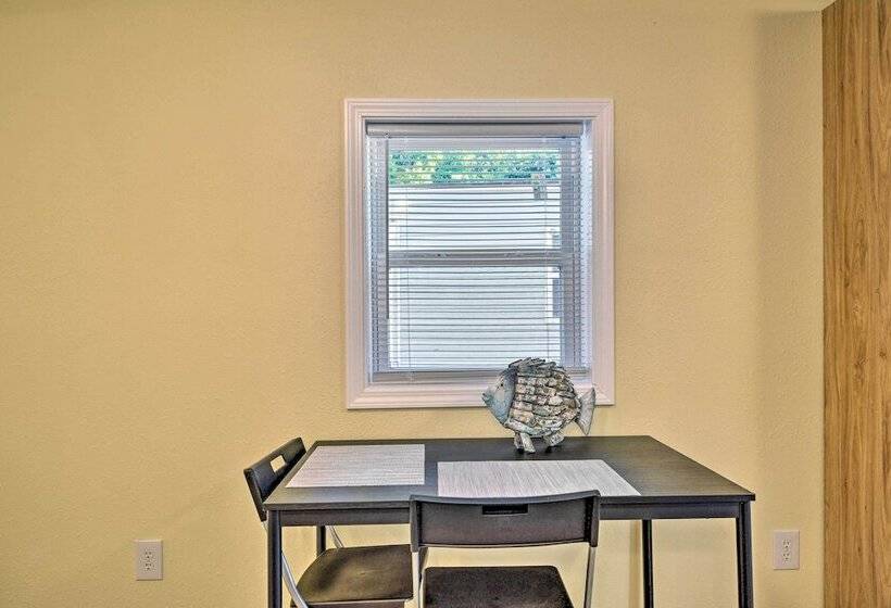 Daytona Beach Home < 4 Mi To Daytona Speedway!