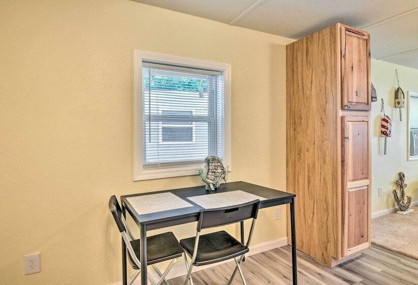 Daytona Beach Home < 4 Mi To Daytona Speedway!