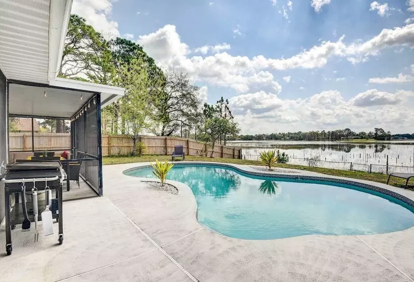 Screened Porch: Waterfront Home In Deltona!