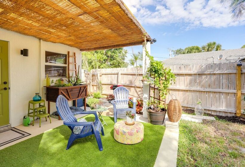 Pet Friendly Home ~ 6 Mi To Jensen Beach Park!