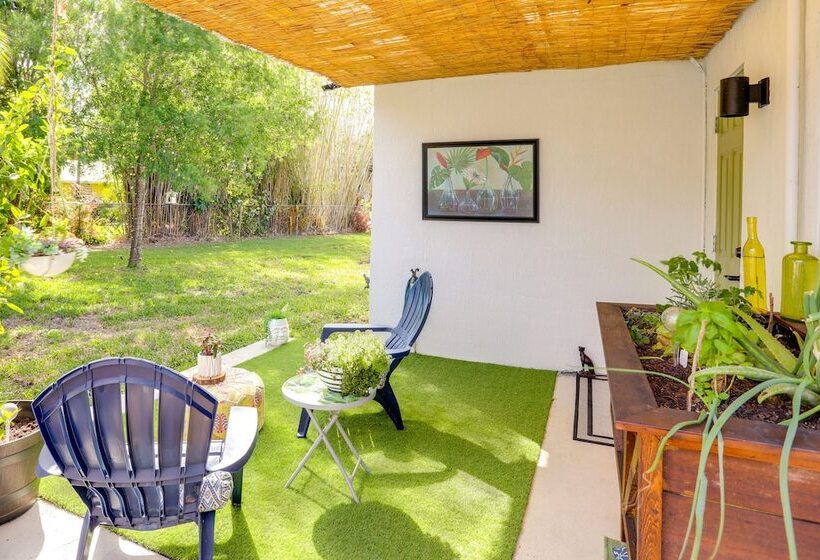 Pet Friendly Home ~ 6 Mi To Jensen Beach Park!