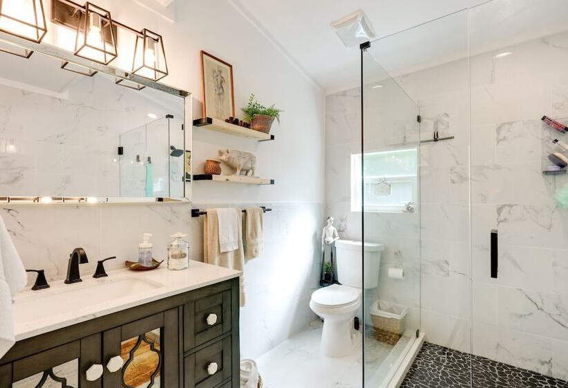 Pet Friendly Home ~ 6 Mi To Jensen Beach Park!