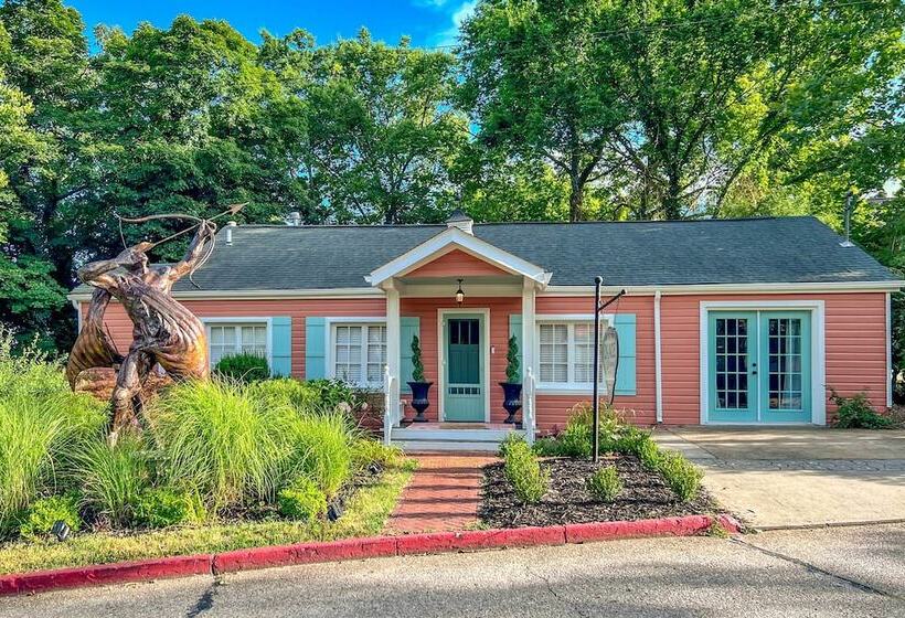 Eclectic  Osage Cottage  In Historic District