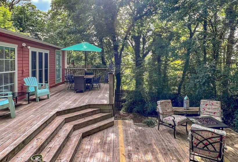 Eclectic  Osage Cottage  In Historic District