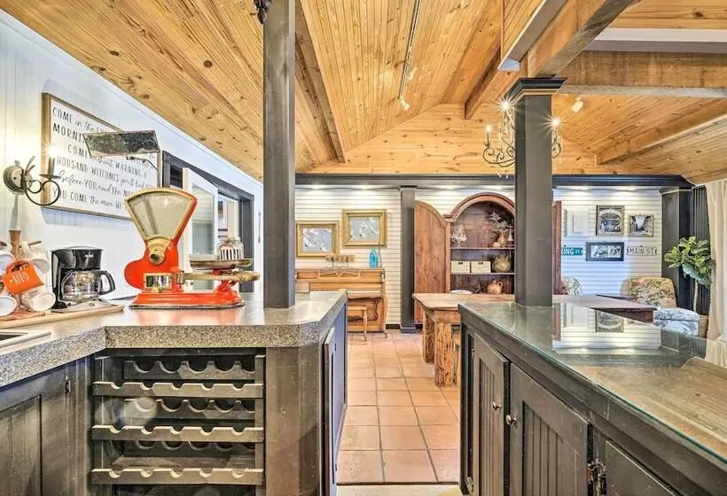 Eclectic  Osage Cottage  In Historic District