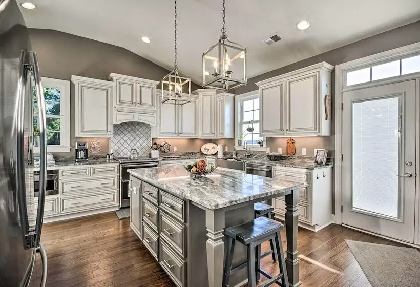 Elegant Lakefront Gem W/ Dock + Sunset Views!