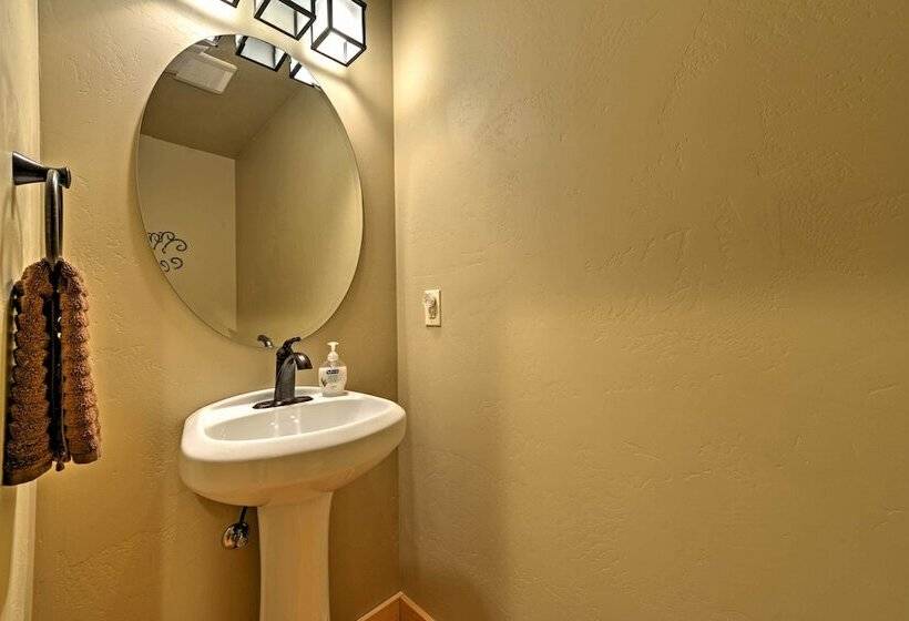 Family Cabin: Explore Alaska S Favorite Playground