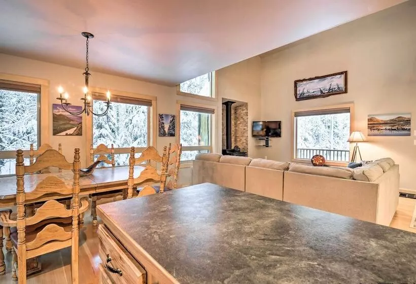 Family Cabin: Explore Alaska S Favorite Playground