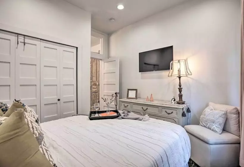 Historic 1900 Cottage In Downtown St Augustine!