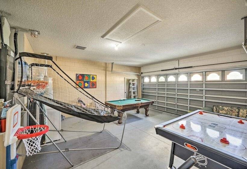 Kissimmee Escape W/ Lanai & Private Pool!