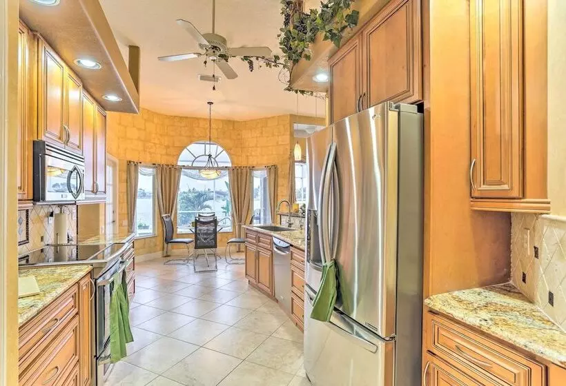 Lakefront Cape Coral Home W/ Private Pool & Dock!