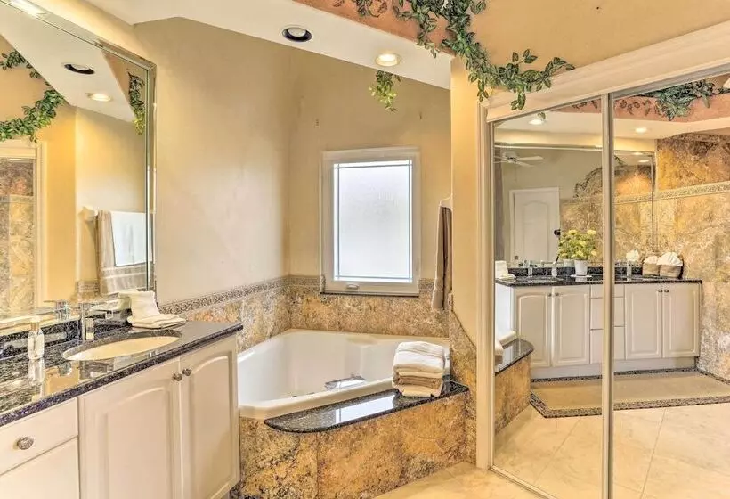 Lakefront Cape Coral Home W/ Private Pool & Dock!