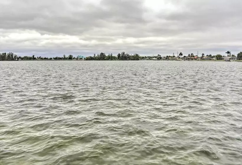Lakefront Cape Coral Home W/ Private Pool & Dock!