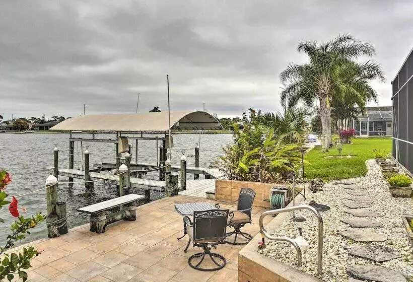 Lakefront Cape Coral Home W/ Private Pool & Dock!