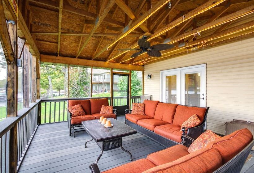 Lake Of The Ozarks Home W/ Dock & Water Slide