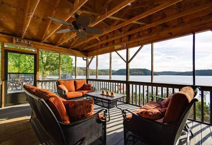 Lake Of The Ozarks Home W/ Dock & Water Slide