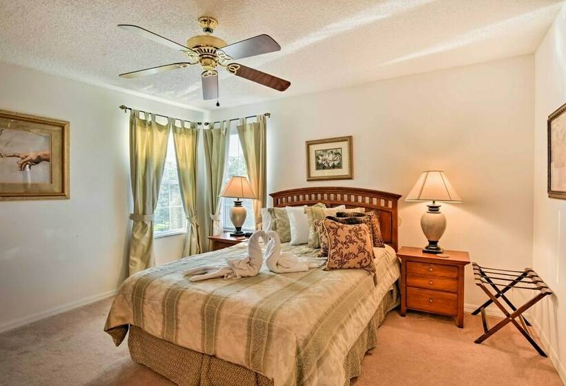 Luxe Terra Verde Villa W/ Theater: 6 Mi To Disney!