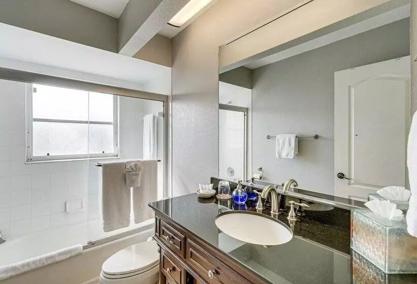 Luxe Waterfront Oasis W/ Dock, Heated Pool & Spa!