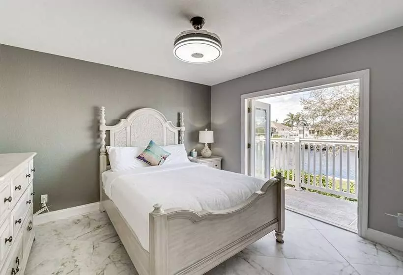 Luxe Waterfront Oasis W/ Dock, Heated Pool & Spa!