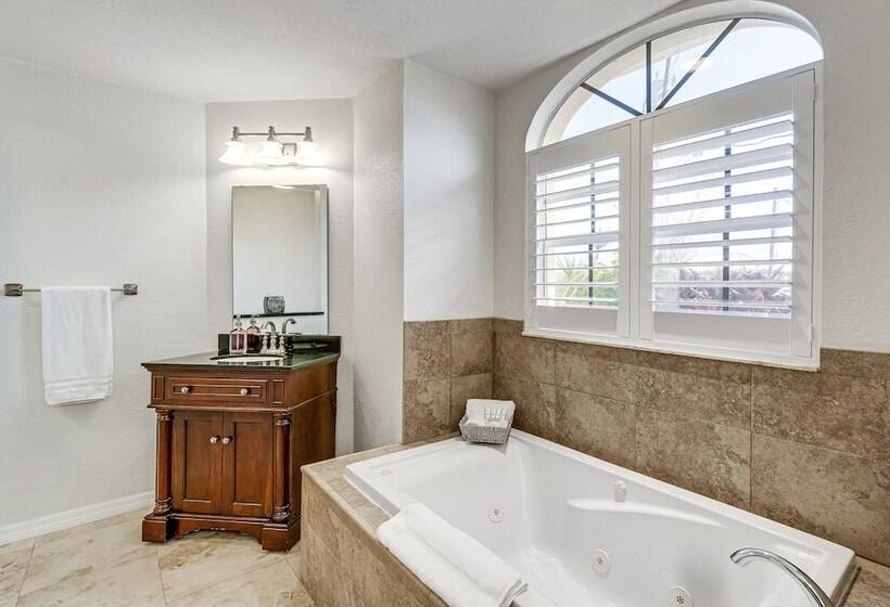 Luxe Waterfront Oasis W/ Dock, Heated Pool & Spa!