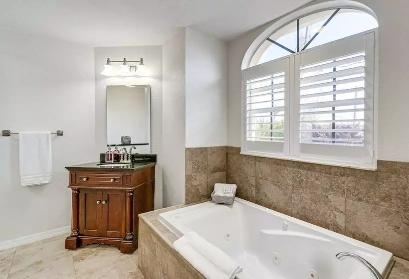 Luxe Waterfront Oasis W/ Dock, Heated Pool & Spa!