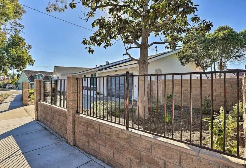 Oceanside Home W/ Patio & Grill, Walk To Beach!